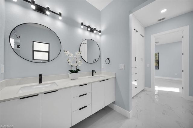 3611 2nd ST SW, Lehigh Acres, FL 33976