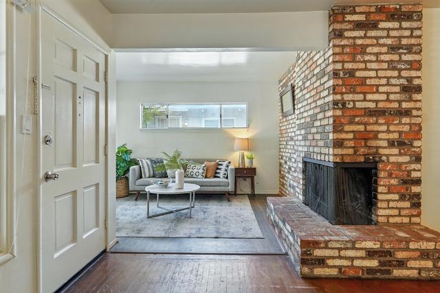 3641 52nd St, Sacramento, CA 95820