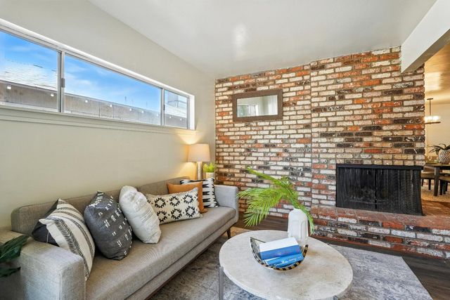 3641 52nd St, Sacramento, CA 95820