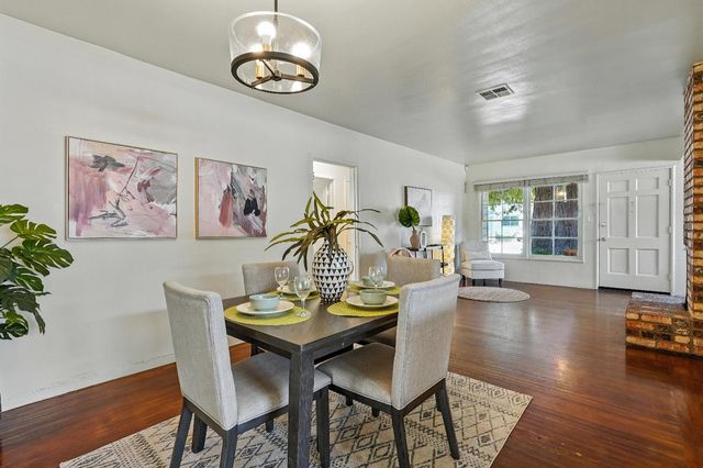 3641 52nd St, Sacramento, CA 95820