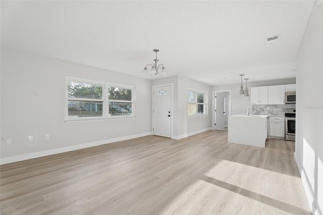 2105 9TH STREET NE, Winter Haven, FL 33881