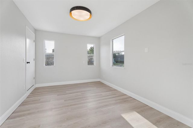 2105 9TH STREET NE, Winter Haven, FL 33881