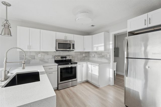 2105 9TH STREET NE, Winter Haven, FL 33881