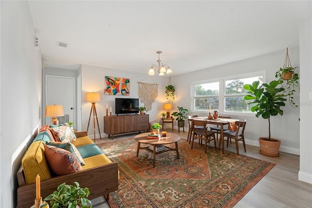 2105 9TH STREET NE, Winter Haven, FL 33881