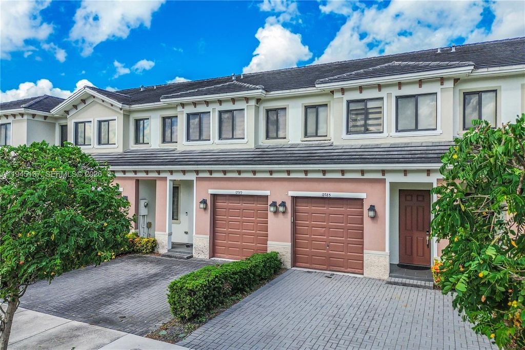 12785 SW 131st Ter, Miami, FL 33186