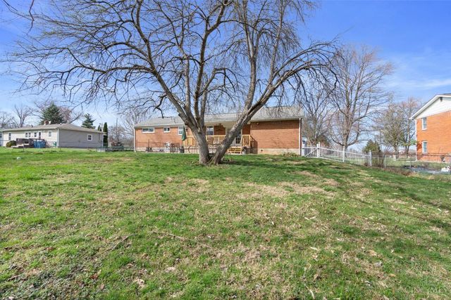 873 E US Rt 22 & 3, Hamilton Twp, OH 45152