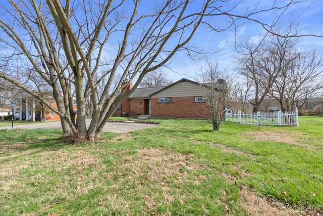 873 E US Rt 22 & 3, Hamilton Twp, OH 45152