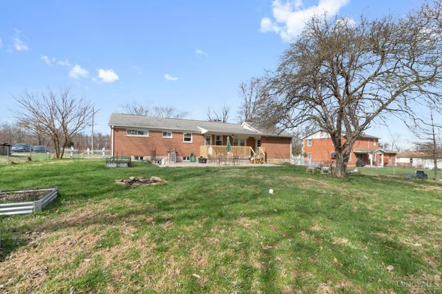 873 E US Rt 22 & 3, Hamilton Twp, OH 45152