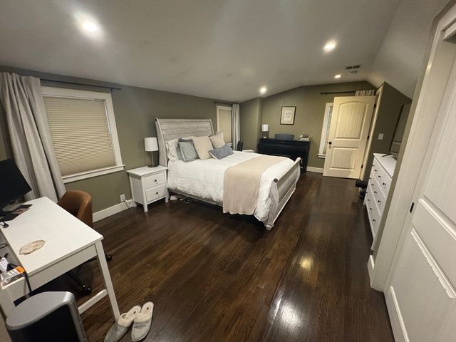 581 East 8th Street 2, Boston, MA 02127