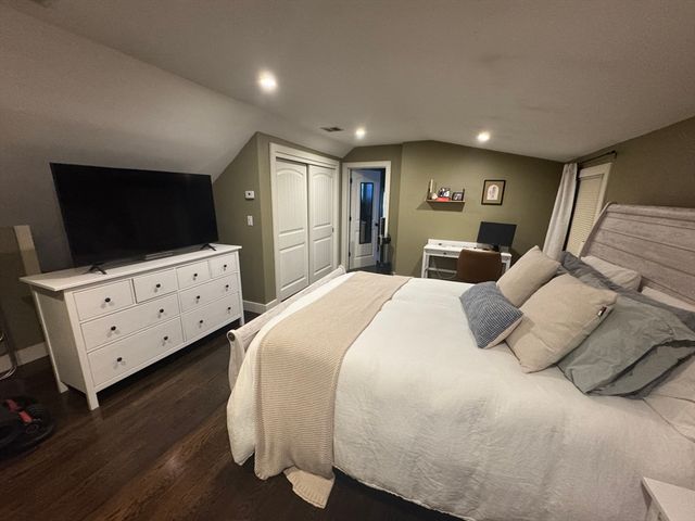 581 East 8th Street 2, Boston, MA 02127