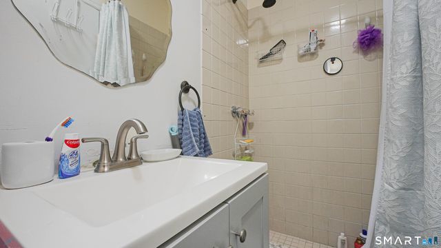 46 Deforest Avenue, Bridgeport, CT 06607