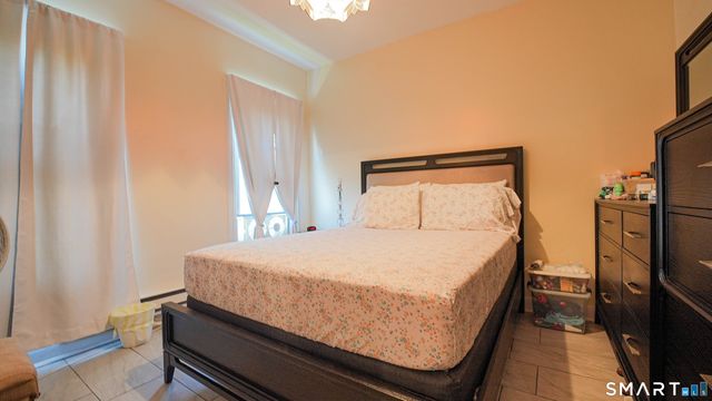 46 Deforest Avenue, Bridgeport, CT 06607