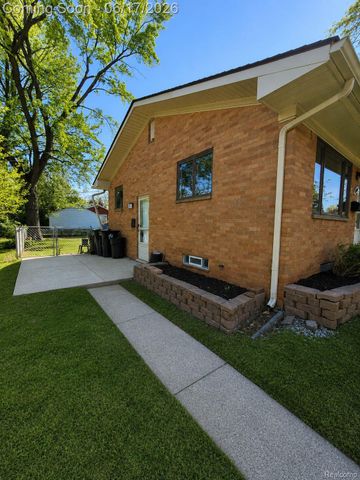 1641-1643 Fairview Avenue, Royal Oak, MI 48073