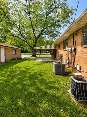 1641-1643 Fairview Avenue, Royal Oak, MI 48073