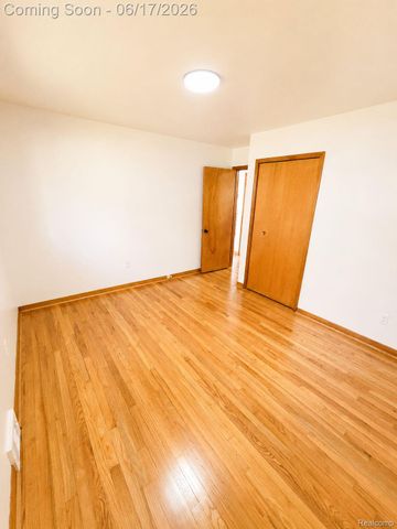 1641-1643 Fairview Avenue, Royal Oak, MI 48073