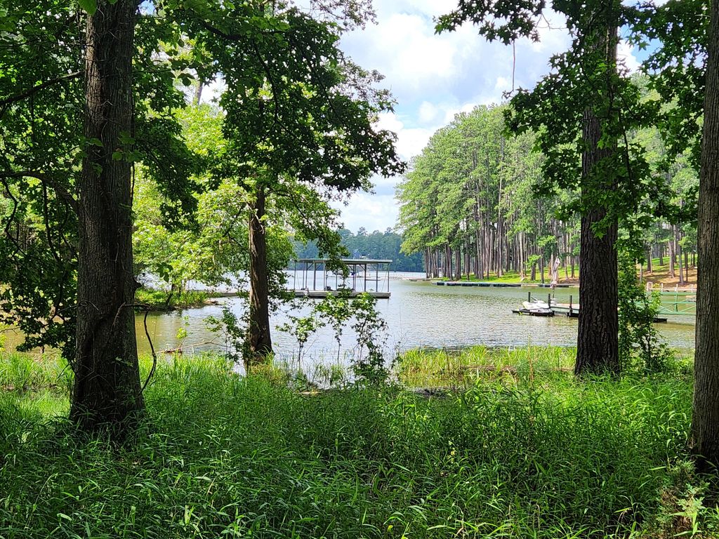 L4 B32 AMHURST Street