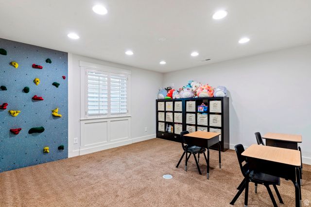 141 W GAILEY LN, Kaysville, UT 84037