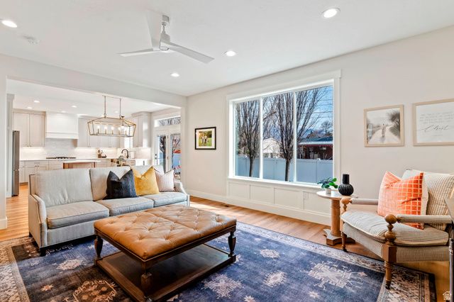 141 W GAILEY LN, Kaysville, UT 84037