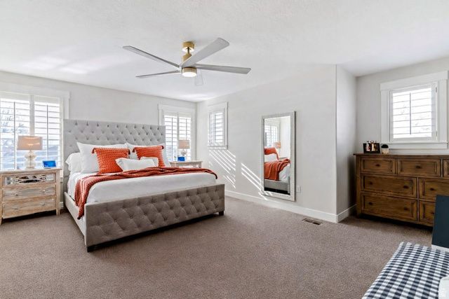 141 W GAILEY LN, Kaysville, UT 84037