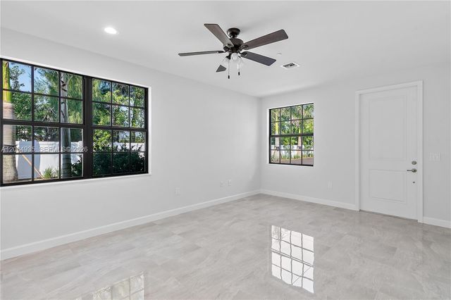 5745 SW 44th COURT 101, Davie, FL 33314