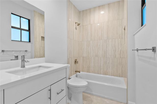 5745 SW 44th COURT 101, Davie, FL 33314