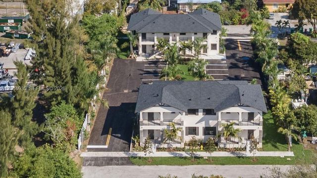 5745 SW 44th COURT 101, Davie, FL 33314