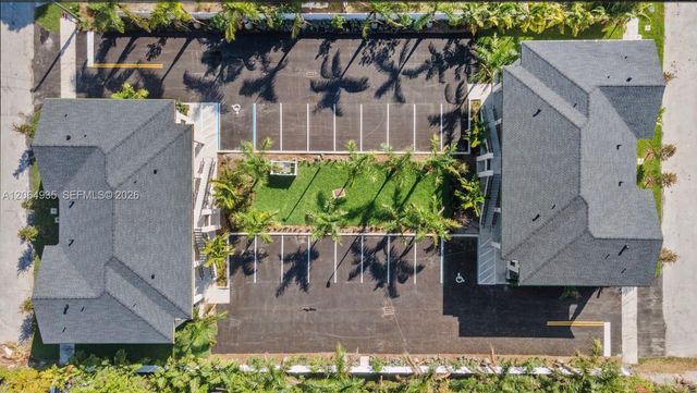5745 SW 44th COURT 101, Davie, FL 33314