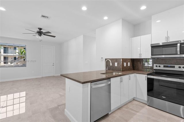 5745 SW 44th COURT 101, Davie, FL 33314