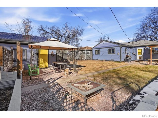 2057 Ironton Street, Aurora, CO 80010
