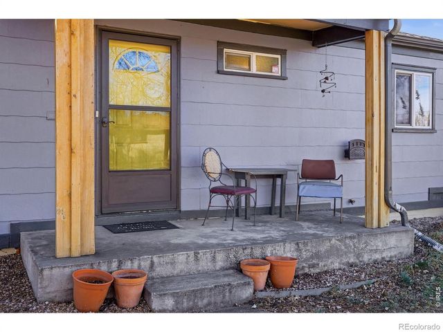 2057 Ironton Street, Aurora, CO 80010