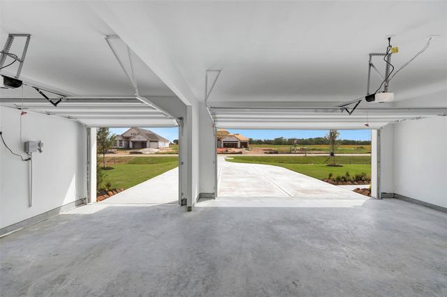 219 Dunovant Drive, Sealy, TX 77474