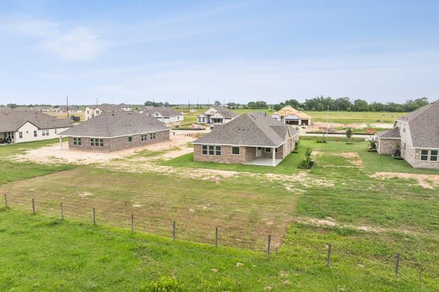 219 Dunovant Drive, Sealy, TX 77474