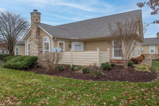 2211 Bridgeway St, Murfreesboro, TN 37128