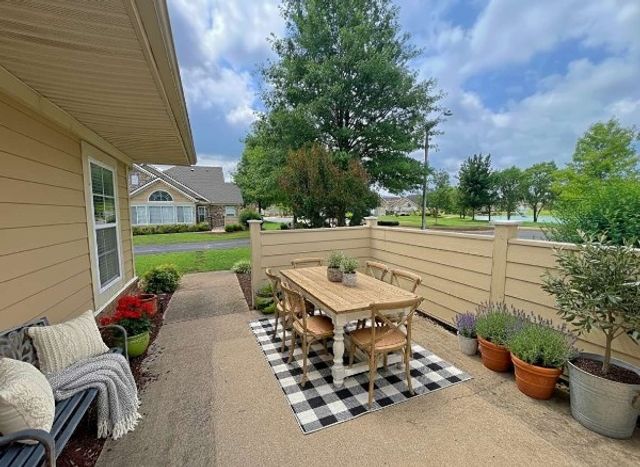 2211 Bridgeway St, Murfreesboro, TN 37128