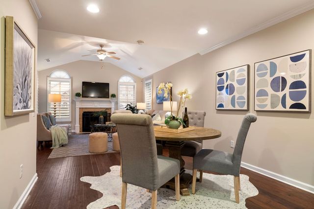 2211 Bridgeway St, Murfreesboro, TN 37128