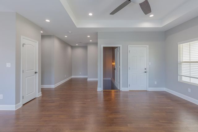 2015 N Chamberlain Avenue, Chattanooga, TN 37406