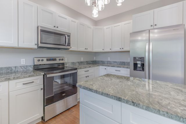 2015 N Chamberlain Avenue, Chattanooga, TN 37406