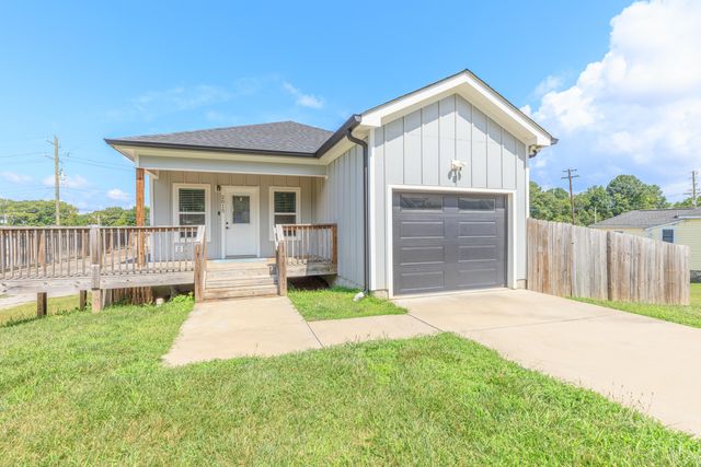 2015 N Chamberlain Avenue, Chattanooga, TN 37406