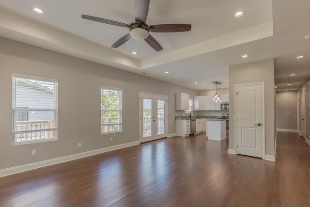 2015 N Chamberlain Avenue, Chattanooga, TN 37406