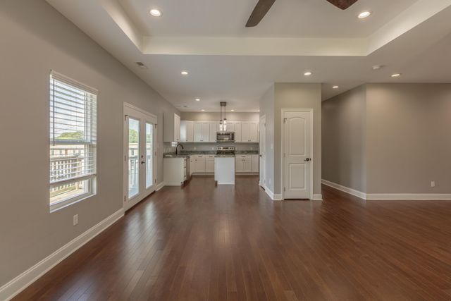 2015 N Chamberlain Avenue, Chattanooga, TN 37406