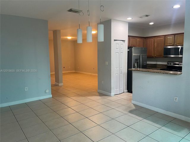 10343 NW 30th Ter -, Doral, FL 33172
