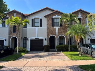 10343 NW 30th Ter -, Doral, FL 33172