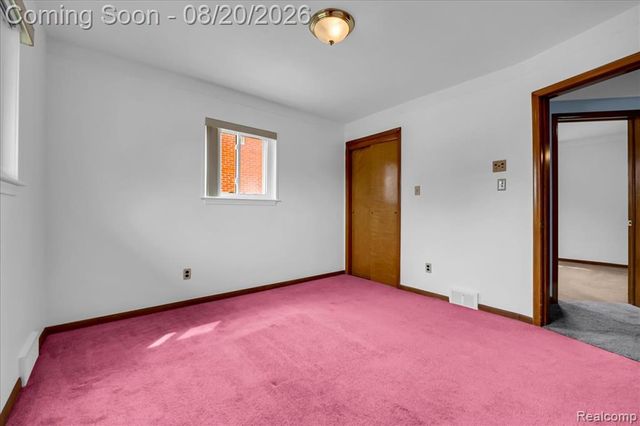 1952 Lakeview Street, Trenton, MI 48183