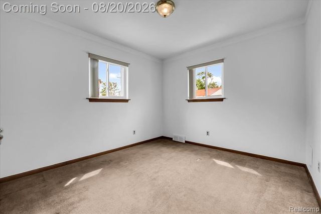 1952 Lakeview Street, Trenton, MI 48183