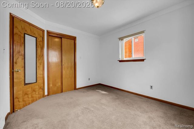 1952 Lakeview Street, Trenton, MI 48183