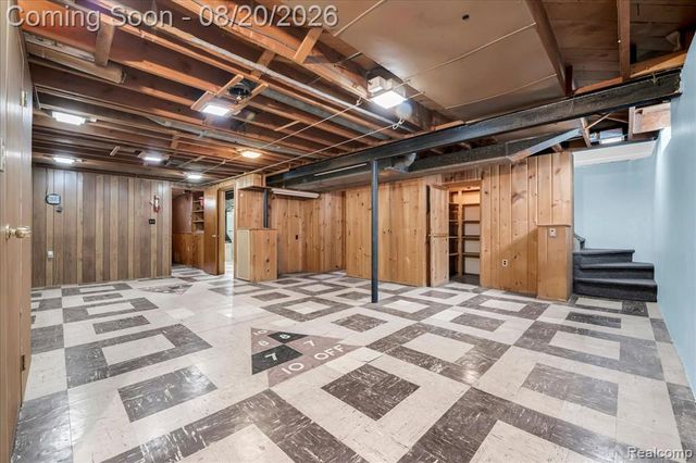 1952 Lakeview Street, Trenton, MI 48183