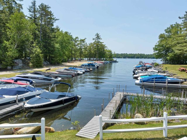 98 Wintersport Street, Moultonborough, NH 03254