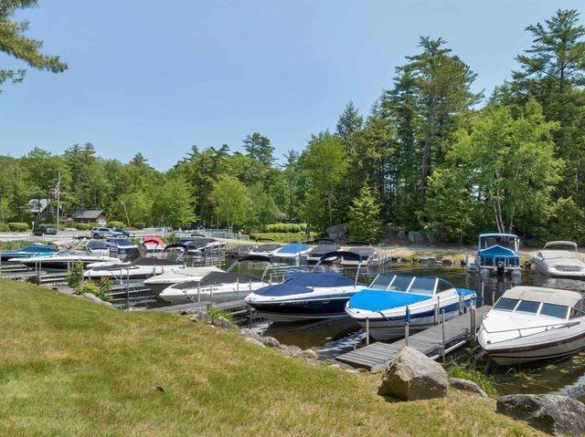 98 Wintersport Street, Moultonborough, NH 03254