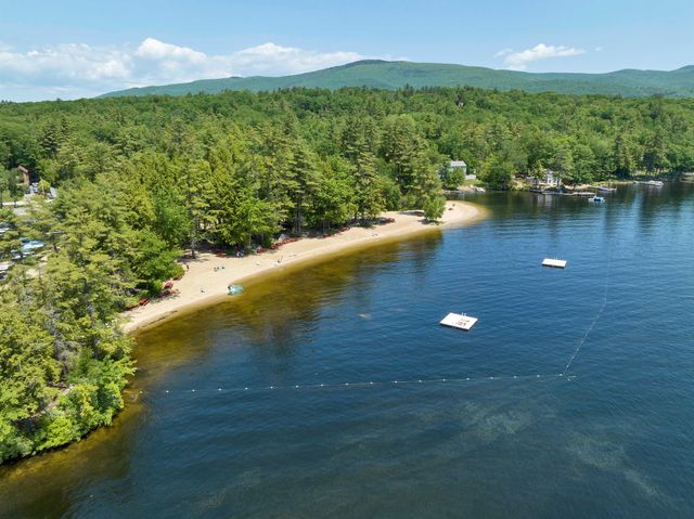 98 Wintersport Street, Moultonborough, NH 03254