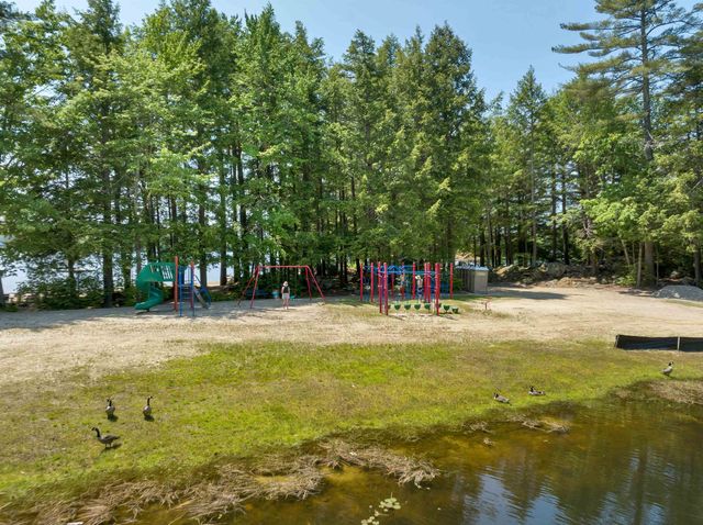 98 Wintersport Street, Moultonborough, NH 03254
